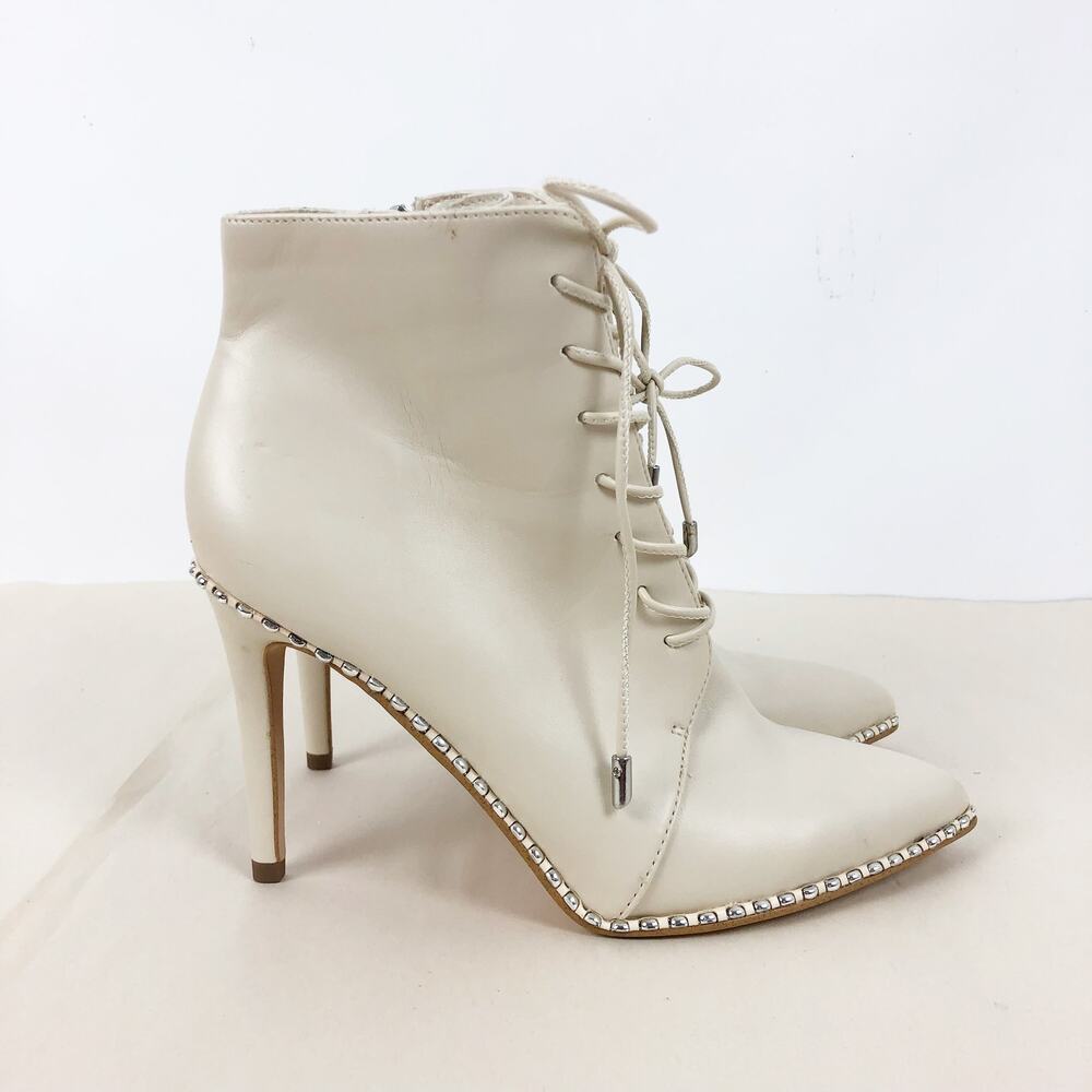 BCBGeneration Womens Haxah Ankle Bootie Size 6.5 Cream Pointed Toe Lace-Up NWOB